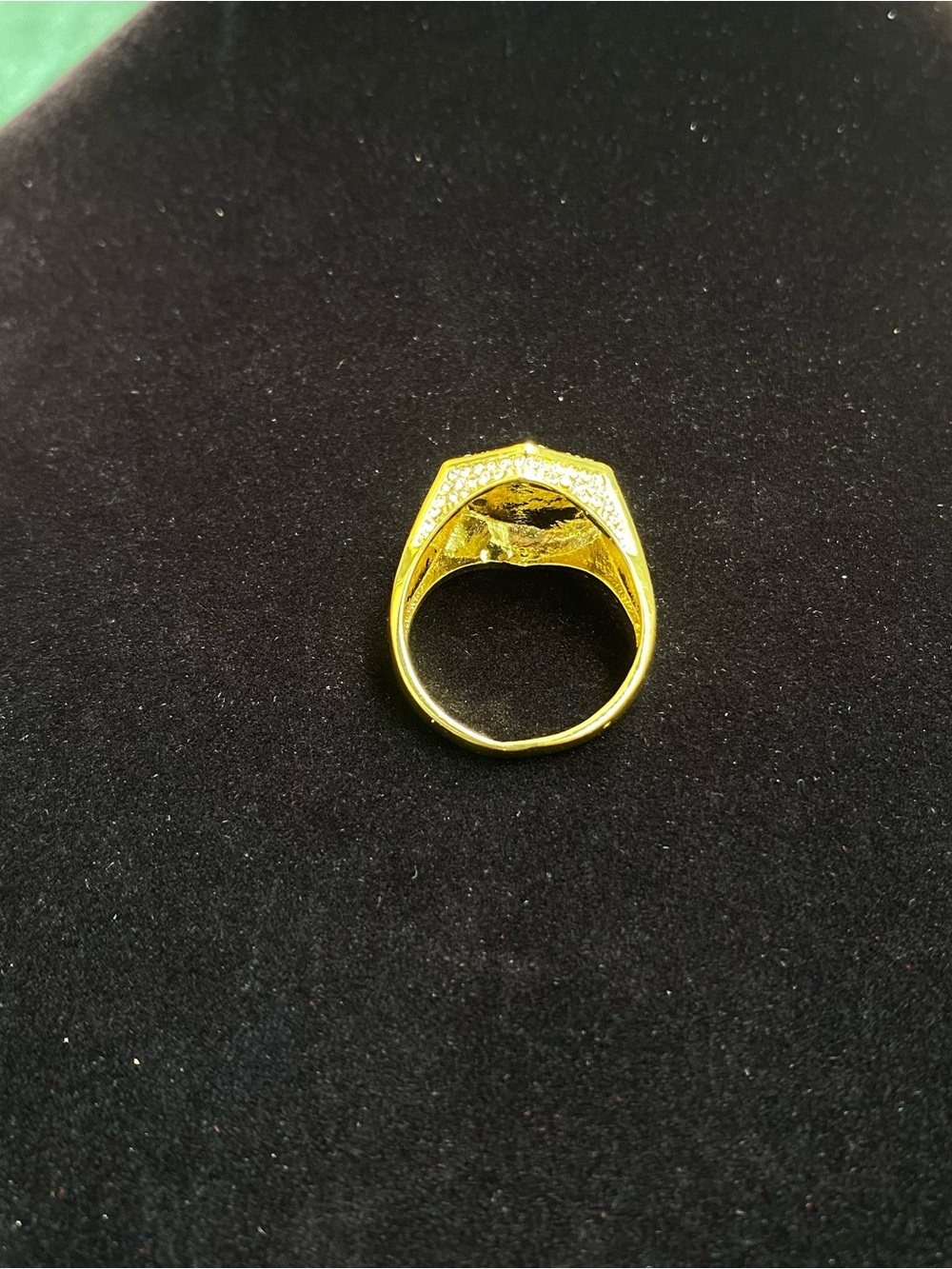 Gold hexagon ring - Picture 5 of 7